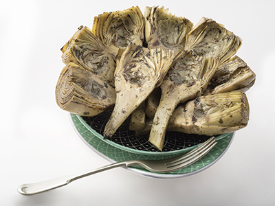 Grilled artichokes halves with stem
